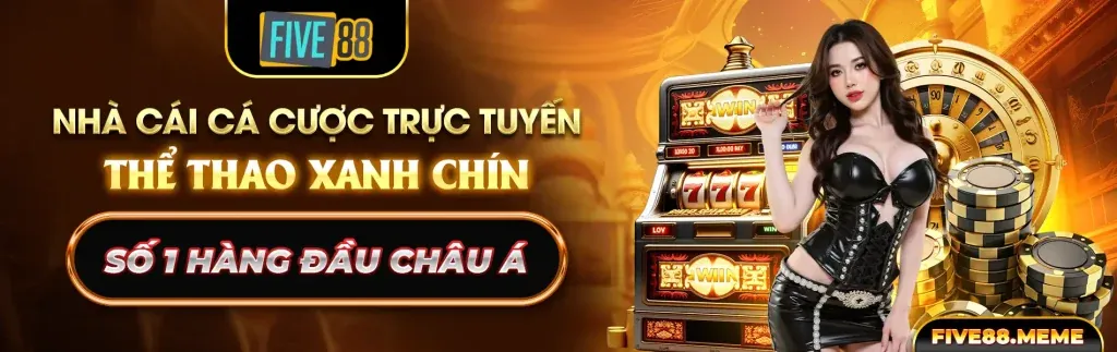 Hình ảnh một máy slot với biểu tượng RNG và các yếu tố kiểm toán độc lập, thể hiện sự công bằng trong trò chơi slot trực tuyến.